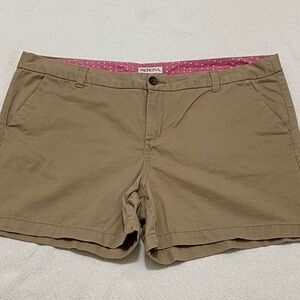 Merona khaki shorts size 16